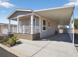 652 S Ellsworth Rd LOT 40, Mesa, AZ 85208