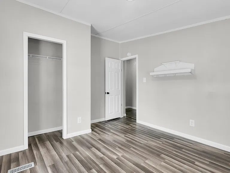 309 N Winchester Ln — Photo 3