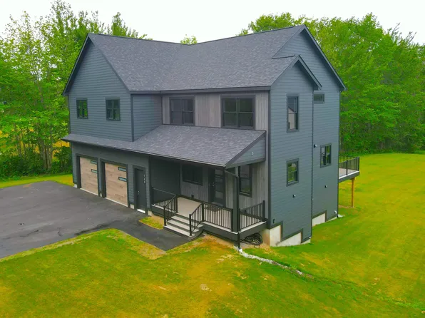 448 Blackstrap Road, Falmouth, ME 04105