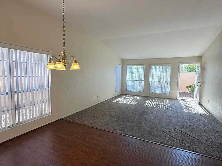 5408 Cove Point Dr — Photo 16