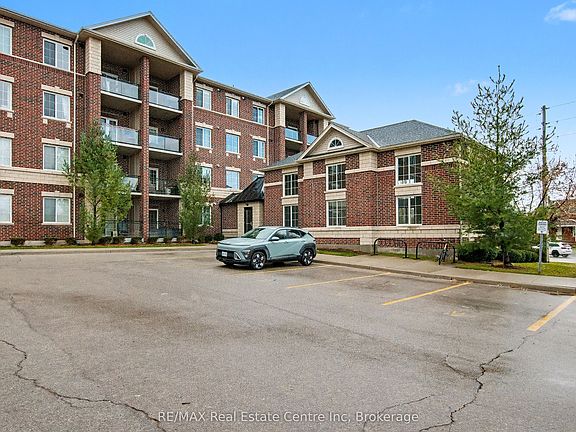 2nd image of 1440 Gordon St #318