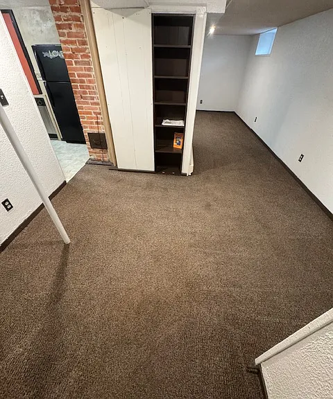 504 Woodford Ave — Photo 19