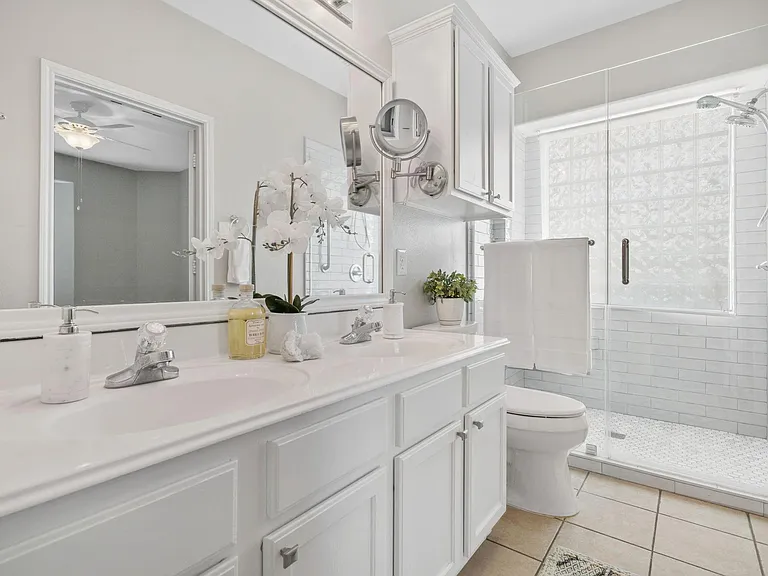 6607 Lake Woodlands Dr #633 — Photo 24