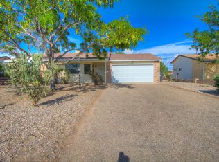 536 Apache Loop SW, Rio Rancho, NM 87124
