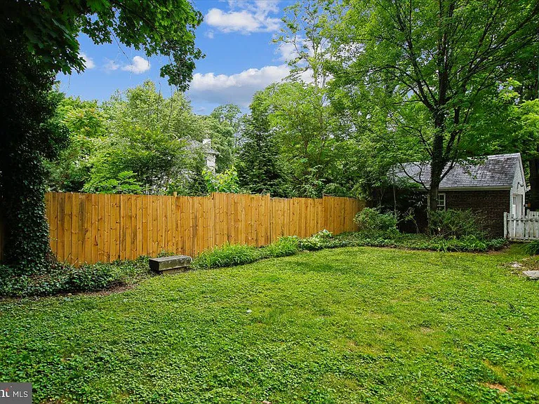 4602 Derussey Pkwy — Photo 4
