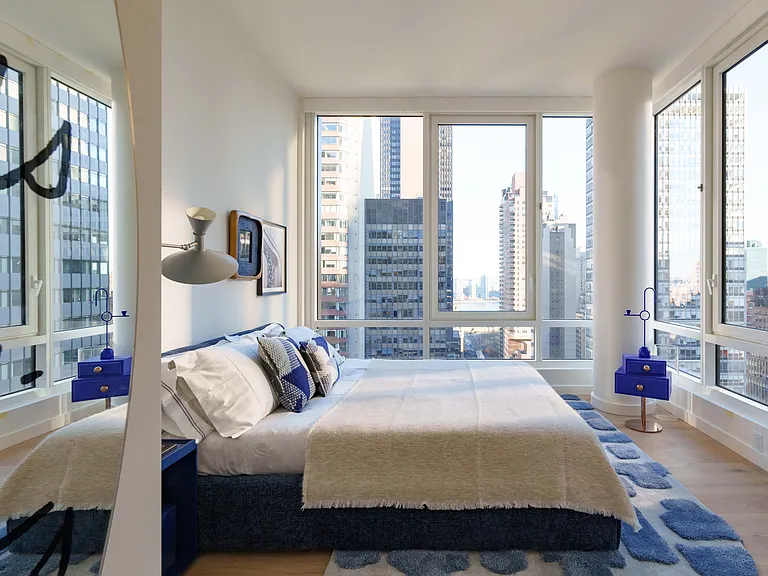 135 E 47th St #28C — Photo 10