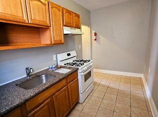 138 Clinton Ave #2A, Newark, NJ 07114