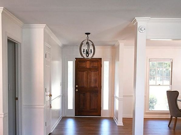 3601 Sierra Dr