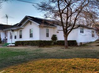 814 Mulberry St, Loudon, TN 37774