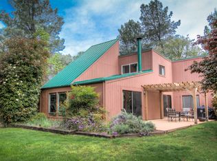 9295 Irish Creek Ln, Redding, CA 96001