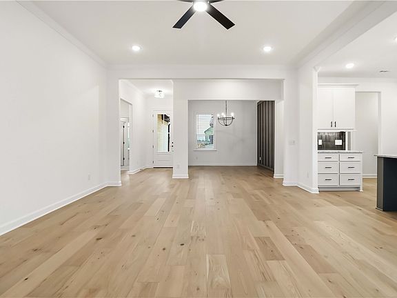 5th image of 1512 Lookout Ln