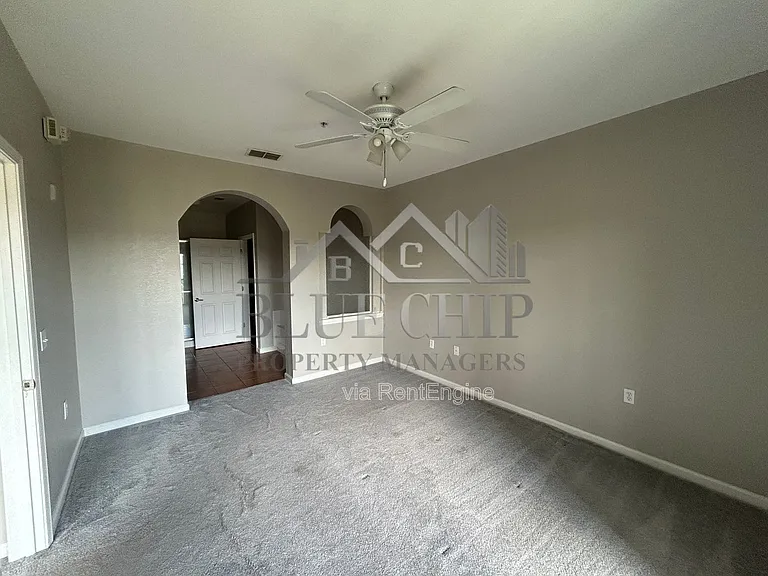 302 Avalon Rd #302 — Photo 8