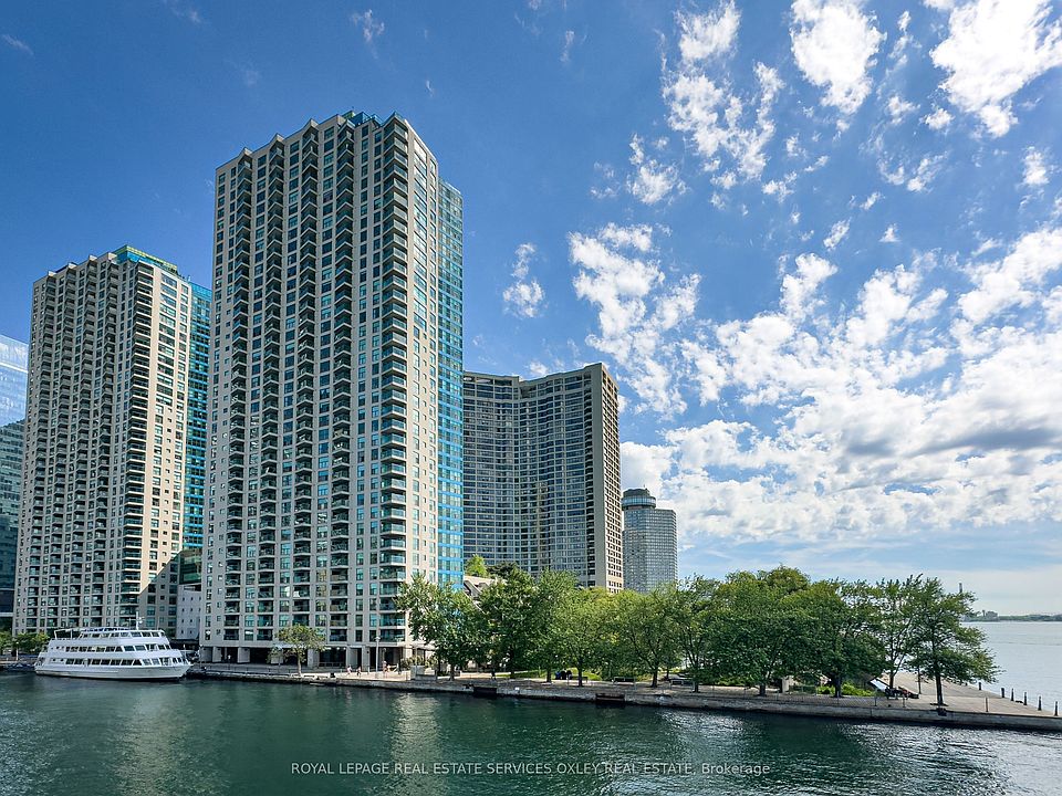 1st image of 99 Harbour Sq #Penthouse 04