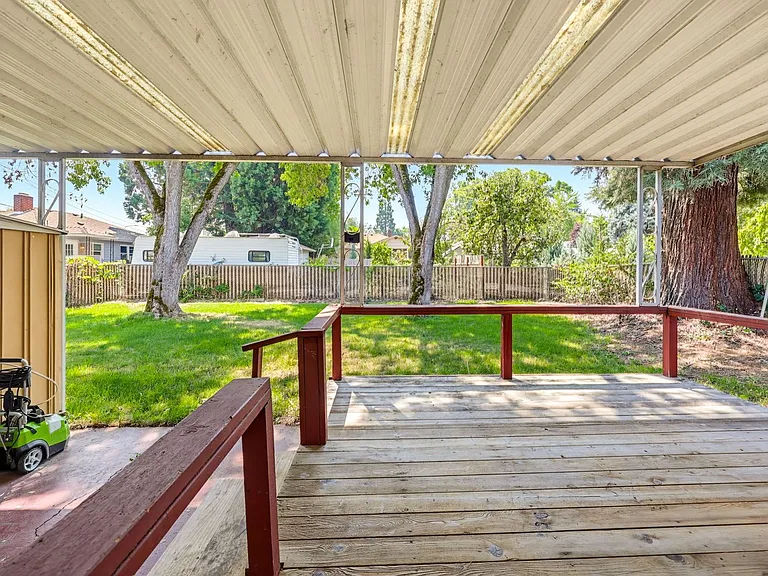 1007 Murray Ave — Photo 26