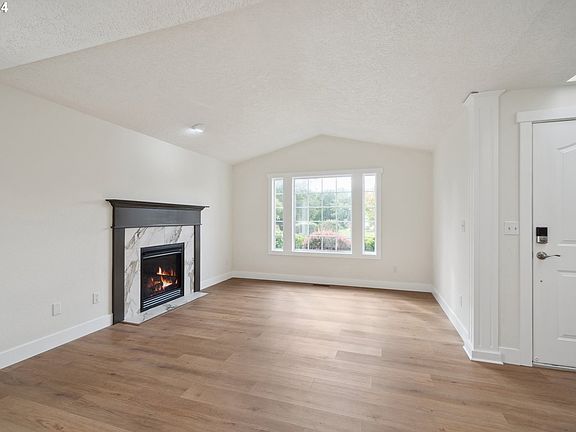5th image of 16920 SE 30th St