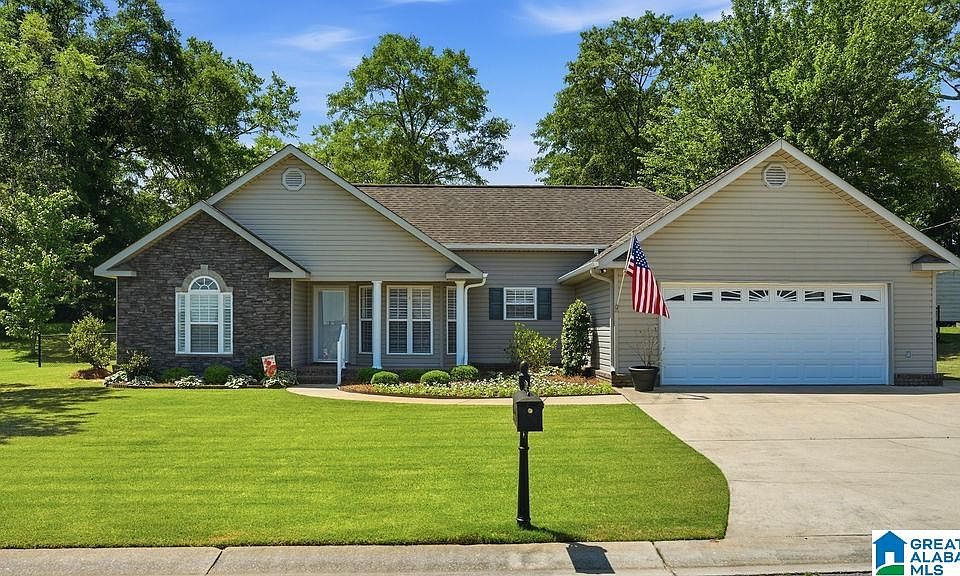 1st image of 110 Sara Ln