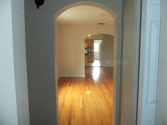 3rd image of 3114 57th Ave N