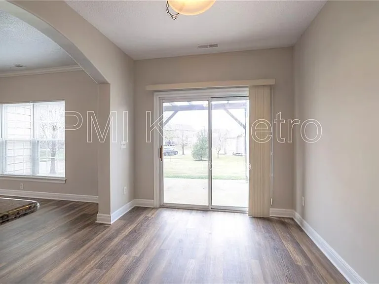 8921 Inkster St — Photo 8