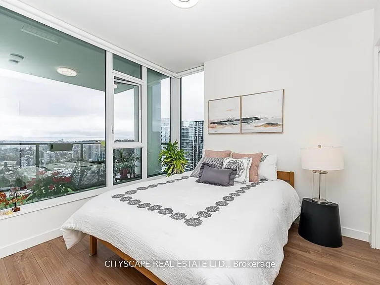 585 Austin Ave #1907 — Photo 16