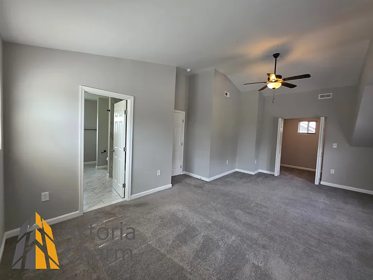 3909 Fleetwood Ave — Photo 18