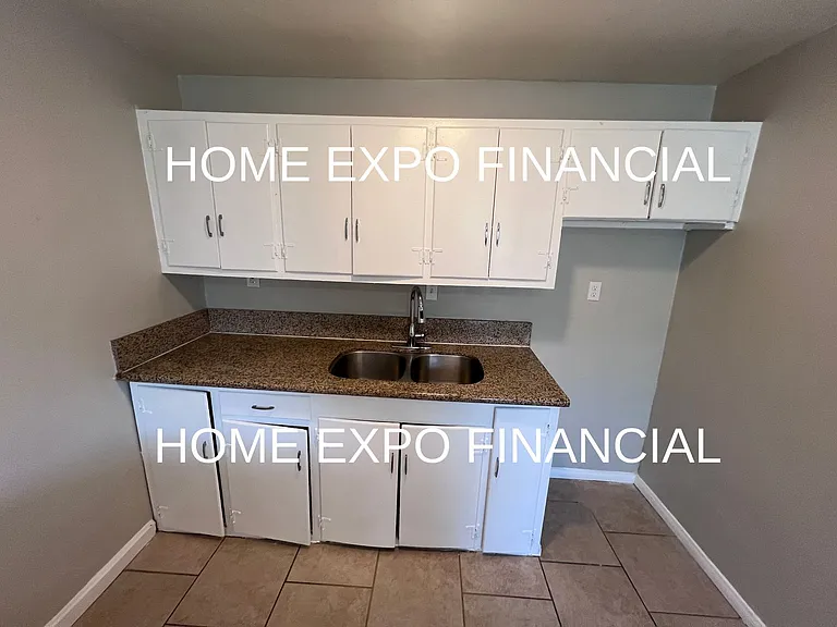 4256 Avon St — Photo 14