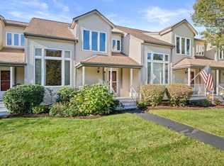 60 Willow Pond Dr, Rockland, MA 02370