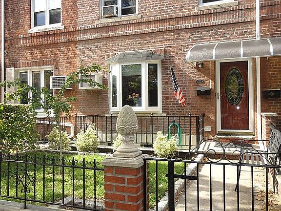 2nd image of 1940 81st St