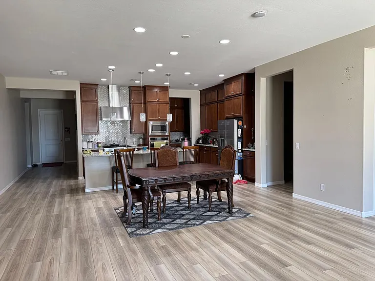 5525 W Banff Ln — Photo 37