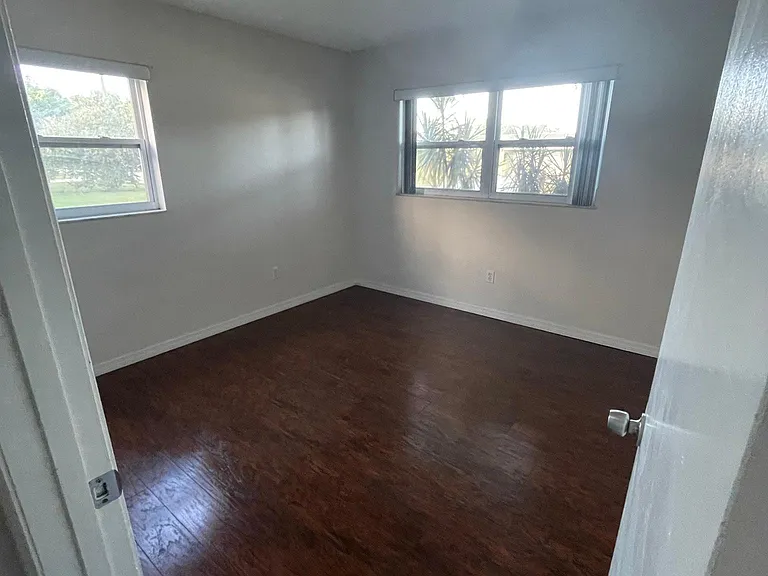 825 Corvette Ave — Photo 10