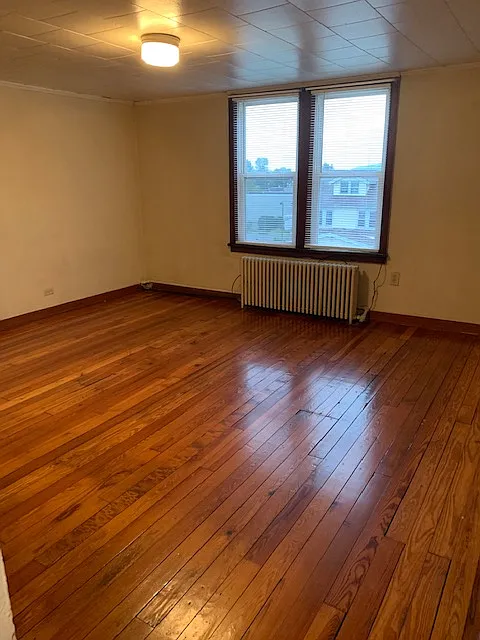 2 bed, 850 sqft, $1,000 — Photo 2