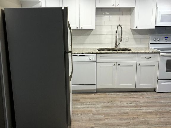 Deluxe kitchen