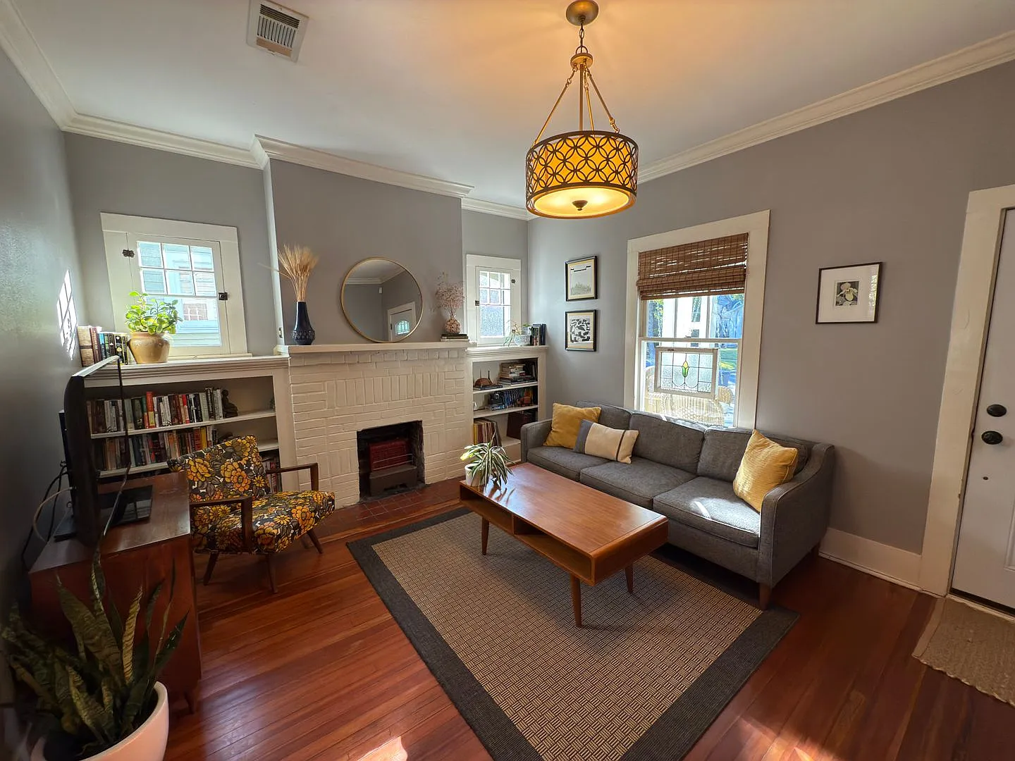 Garden District Two Bedroom Cottage Anticipated Late December Availability — Photo 3