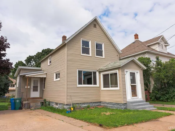 442 Fisher St, Marquette, MI 49855