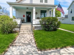 1512 14th Ave, Menominee, MI 49858