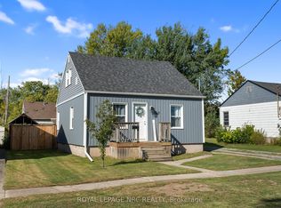 30 Douglas St, Fort Erie, ON L2A3W4