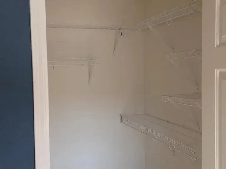 560 Superior Pkwy — Photo 23