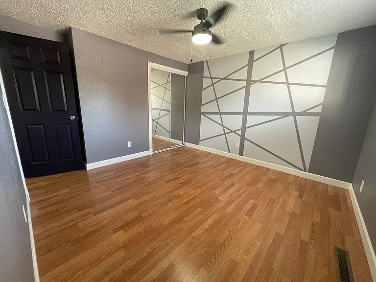 108 Elm St — Photo 16