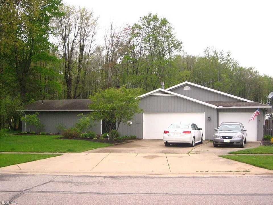 1st image of 484 Merrimak Dr