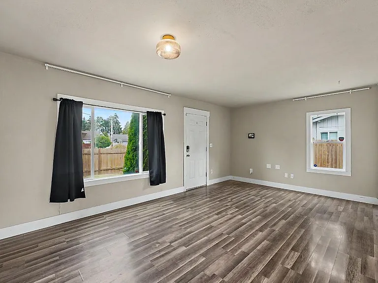 14917 W Thorne Ln SW — Photo 6