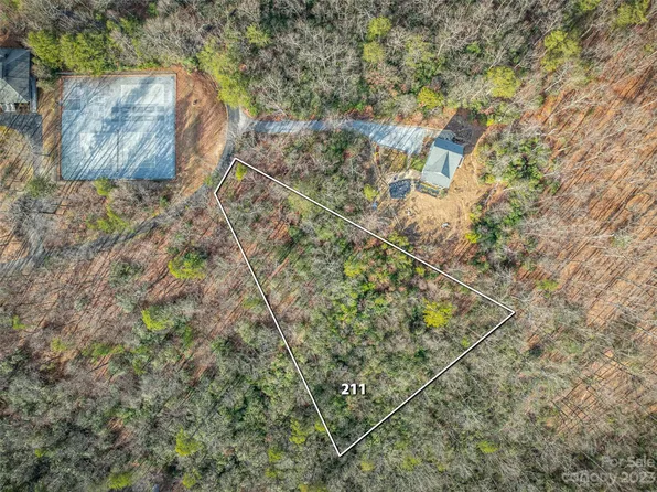 211 Club Terrace Dr #14, Cleveland, SC 29635