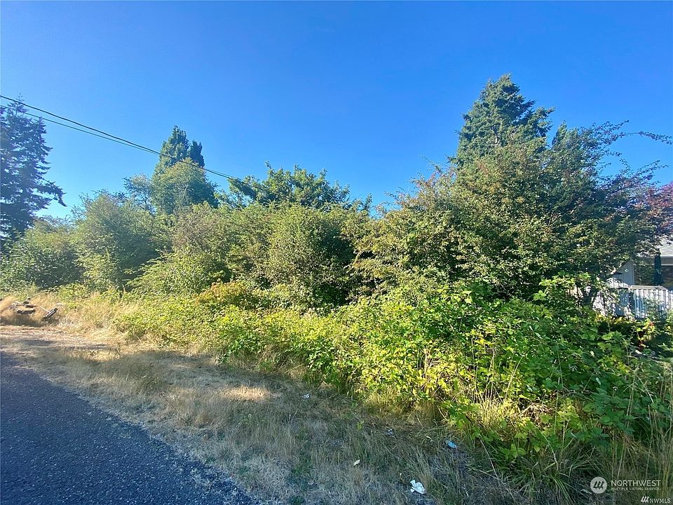 2nd image of Panorama Dr