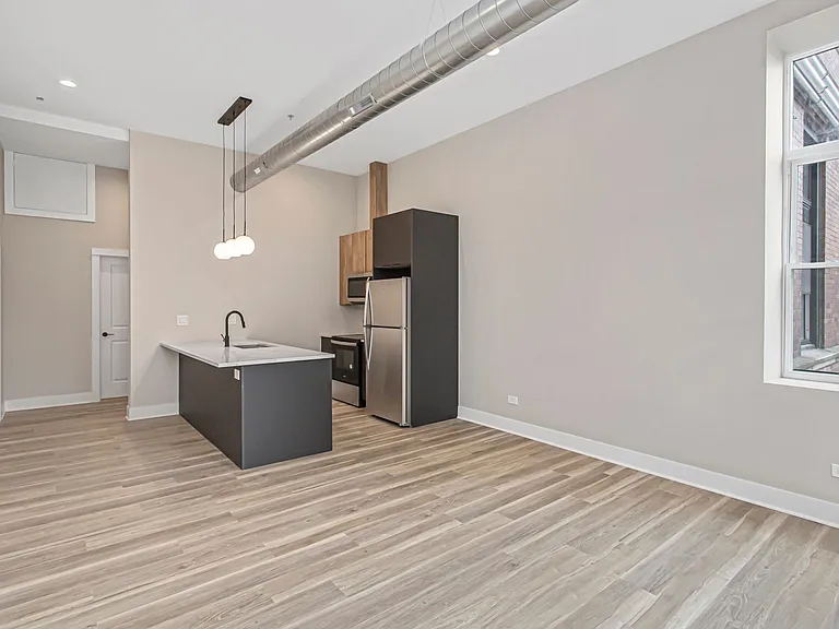 The Schoolhouse at 4641 N Ashland — Photo 2
