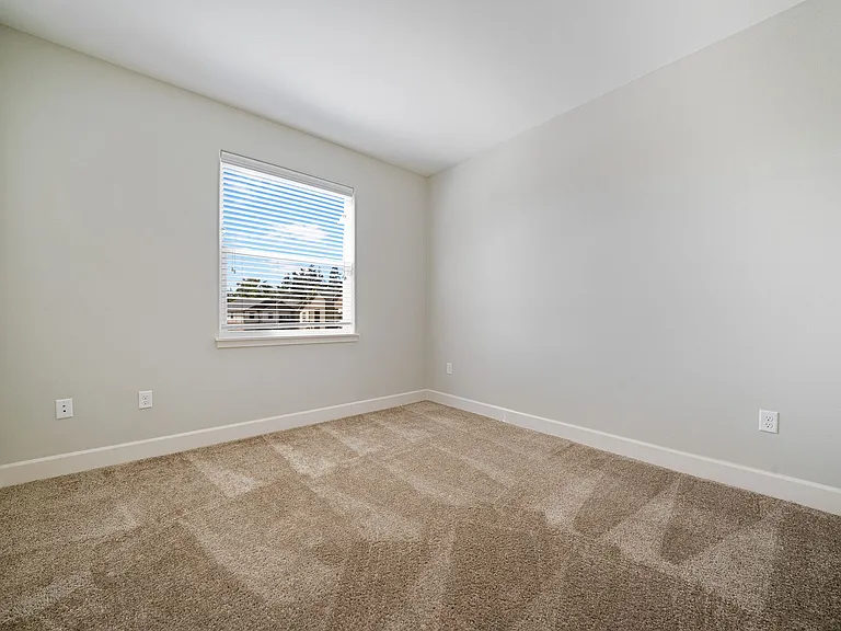 Webster Ridge Apartments — Photo 62