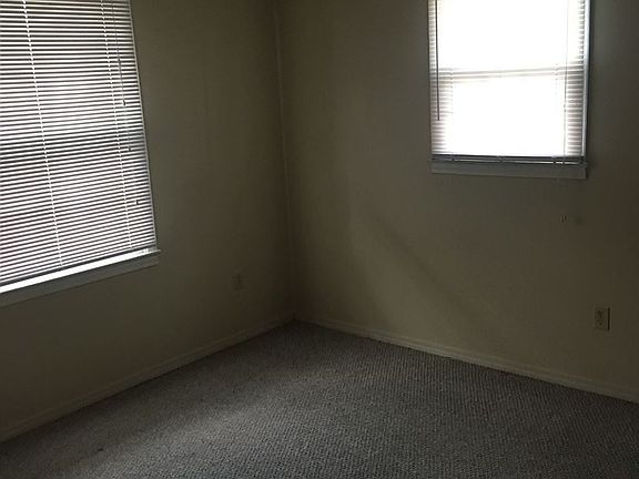4th image of 1203 Shelby St APT 3