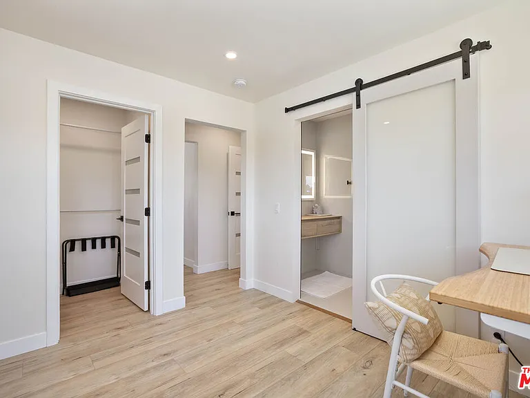 12831 Red Hill Ave — Photo 34