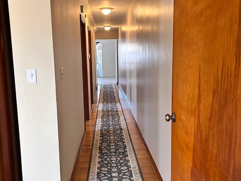 1346 Jefferson Ave #2 — Photo 6