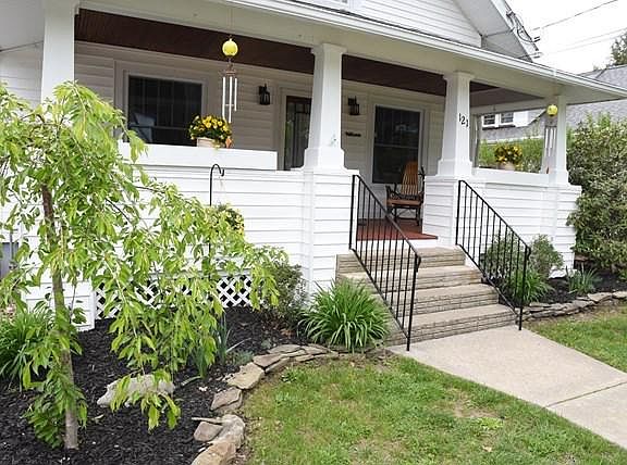 3rd image of 121 Morningside Dr