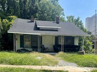 702 E Commerce Ave, High Point, NC 27260