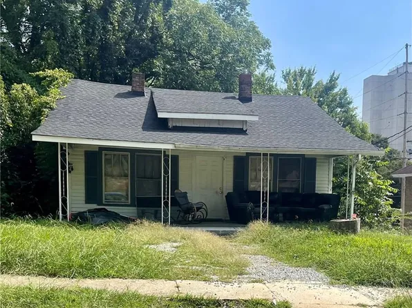 702 E Commerce Ave, High Point, NC 27260