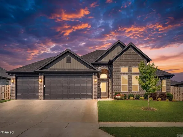 1813 Salmon St, Pea Ridge, AR 72751